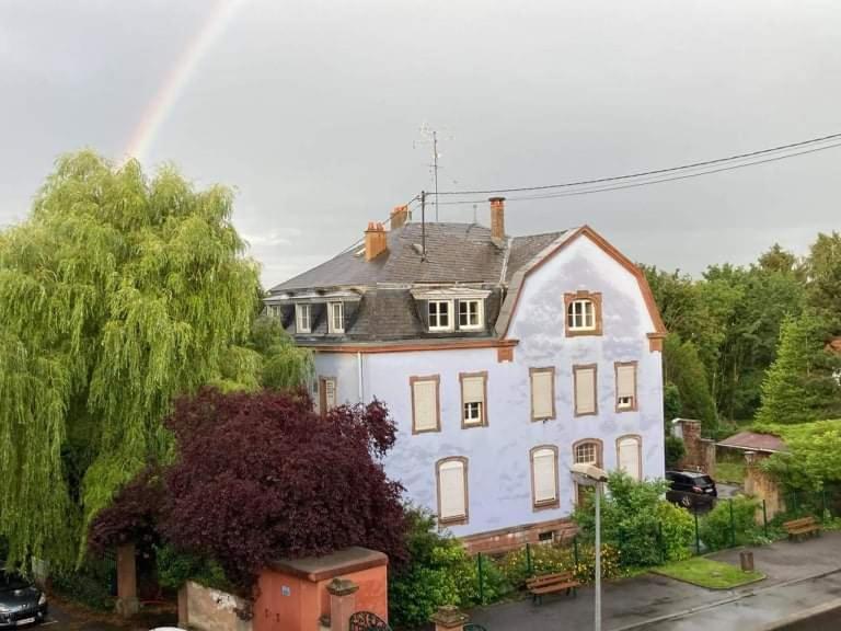 Le Tribunal Alsacien Bouxwiller  Buitenkant foto